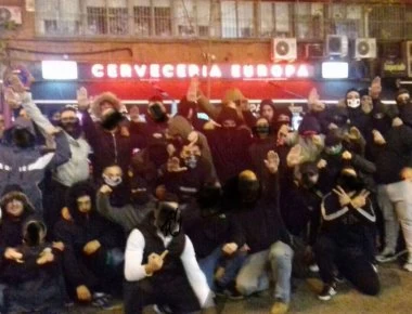 Βίντεο: Ξύλο μεταξύ δύο πυρήνων των ultras της Μπέτις - Δύο μαχαιρωμένοι!